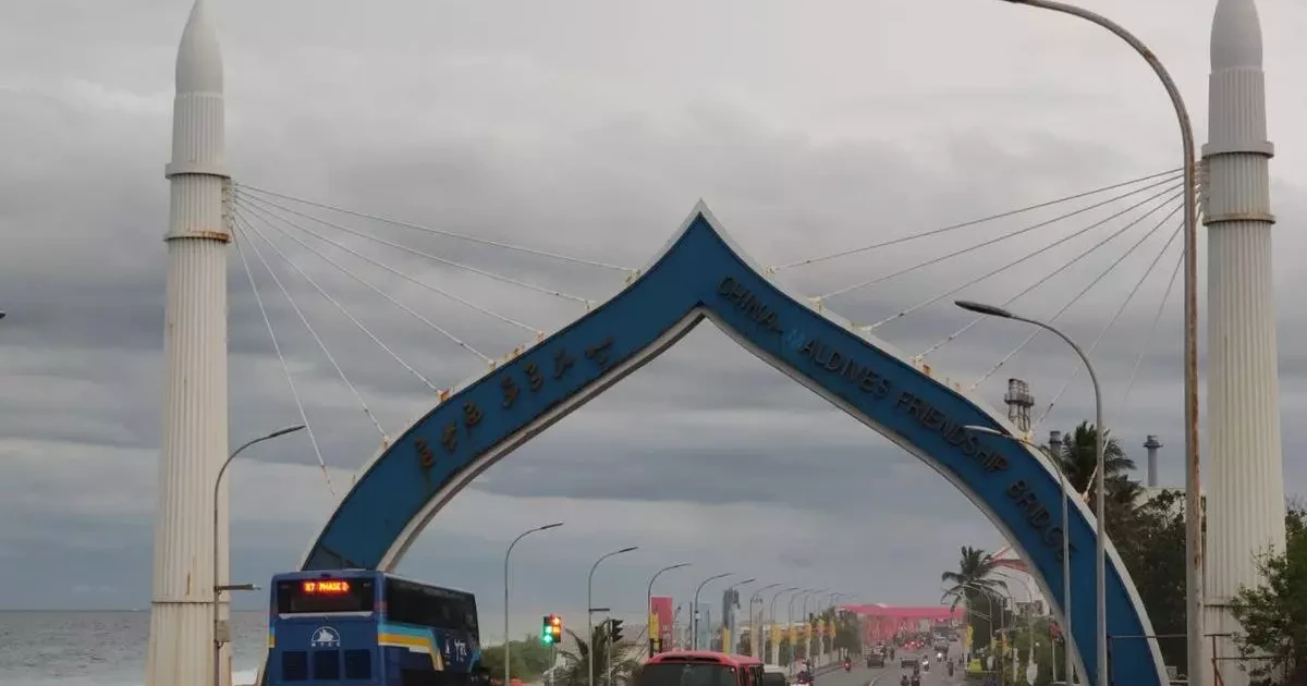 Bridge light kaarin fuluheh gaigaa kaarakun jehi accident eh vejje