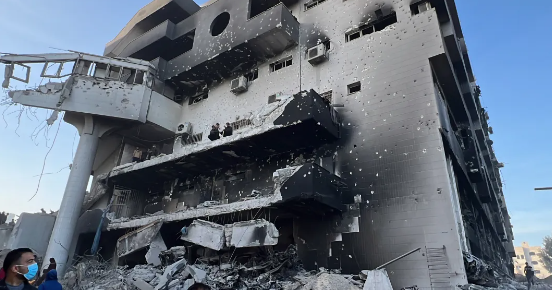 2 Hafthaa fahun israel fuluhun al-shifa hospitalun nikumehjje