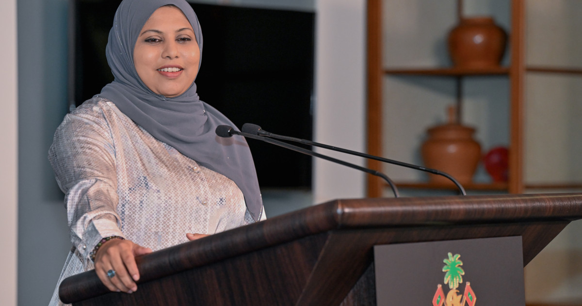 Alif dhaluge aammu majileehugai raees baiverive vadaigannavanee