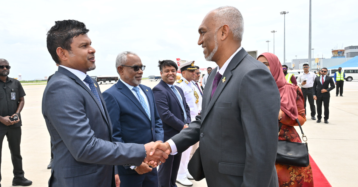 Raeesuljumhoorihyaa India ah furaa vadaigenfi