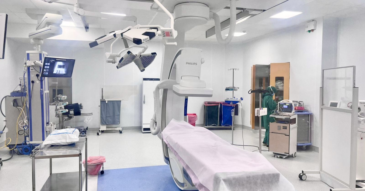 Zamaanee vaselaiy thah nimenee hybrid theatre gai operation thah fashaifi