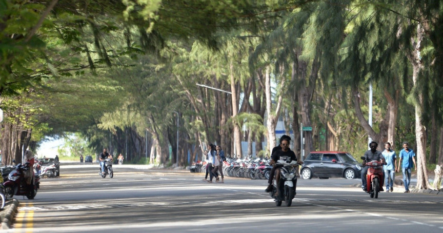 Hukuru dhuvahu hulhumale ge ba eh maguthah bandhu