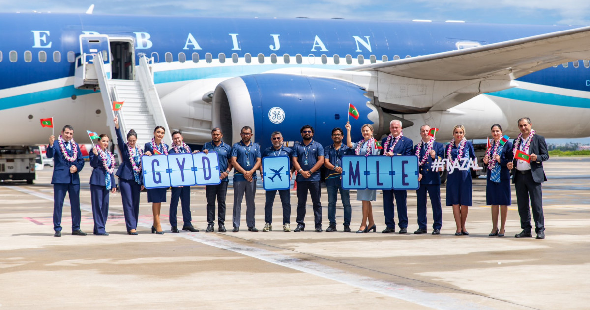 Azarubaijaan airline in seedhaa raajje ah dhathuruthah fashaifi