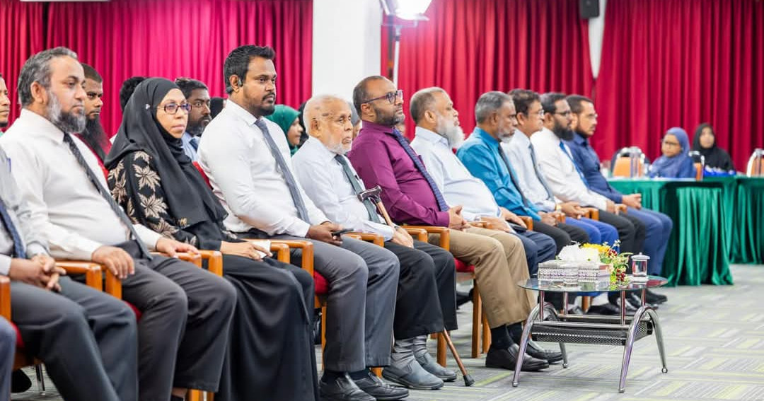 Raajjeygai Alah fathuvaa mahaasinthaa fashaifi