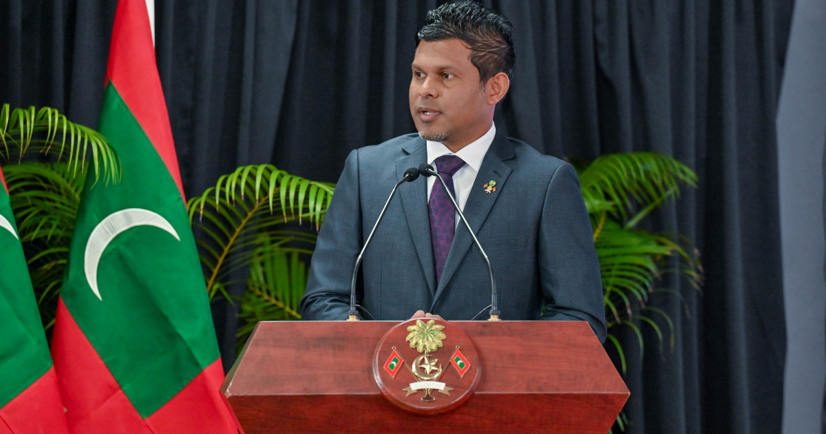 Hibrid banguraama ah thahyaaruvaan fannee hunari dhaskurumah zuvaanunnah govaalaifi