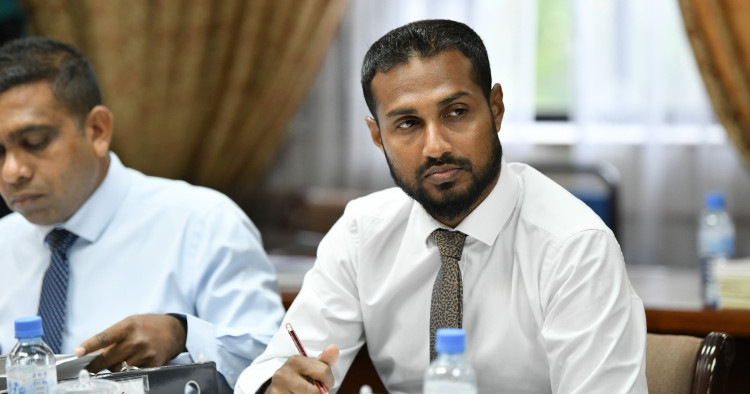 Fenakaige managing director isthiufaa dheefi