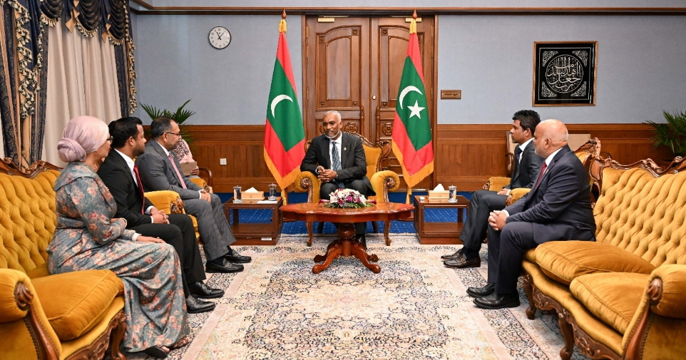 Raeesuljumhoorihyaa ba eh ministry thakah badhaluthakeh gennavaifi