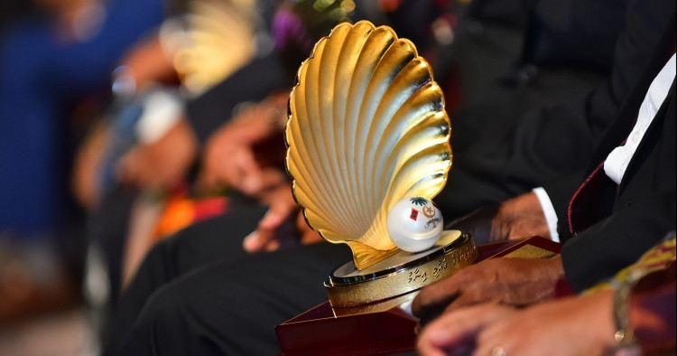 Dhaulathah hidhumaiy kurumuge inaamah nan hushahelhuge furusathu hulhuvaalaifi